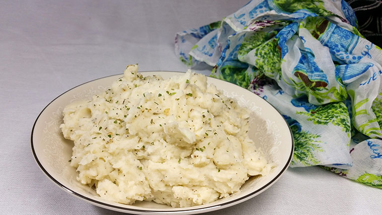 Garlic Thyme Mashed Potatoes Recipe