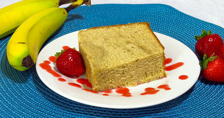 Banana Pound Cake with Strawberry Puree Recipe